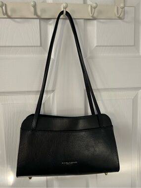 Divina Firenze Hand Made Black Leather Shoulder Bag with Slim Straps